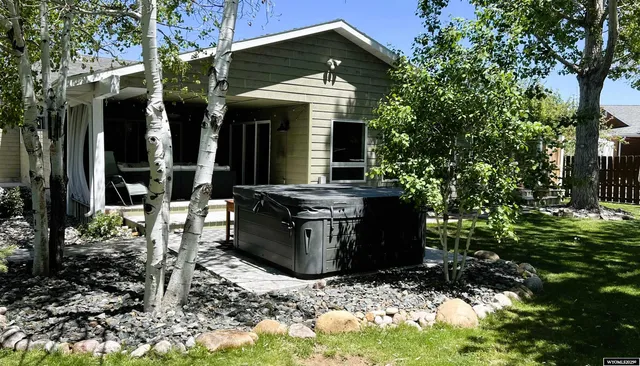 $650,000 | 250 Dillon Drive, Lander, WY 82520