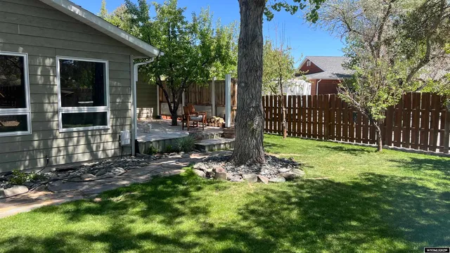$650,000 | 250 Dillon Drive, Lander, WY 82520