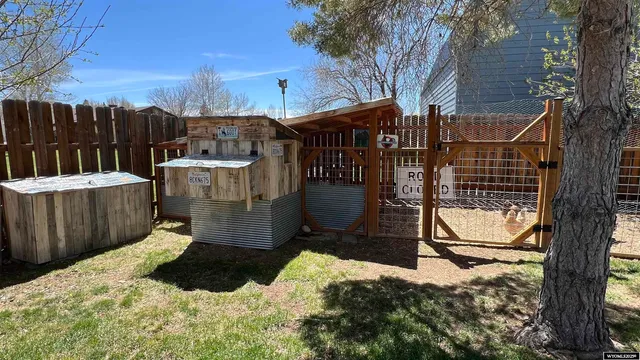 $650,000 | 250 Dillon Drive, Lander, WY 82520