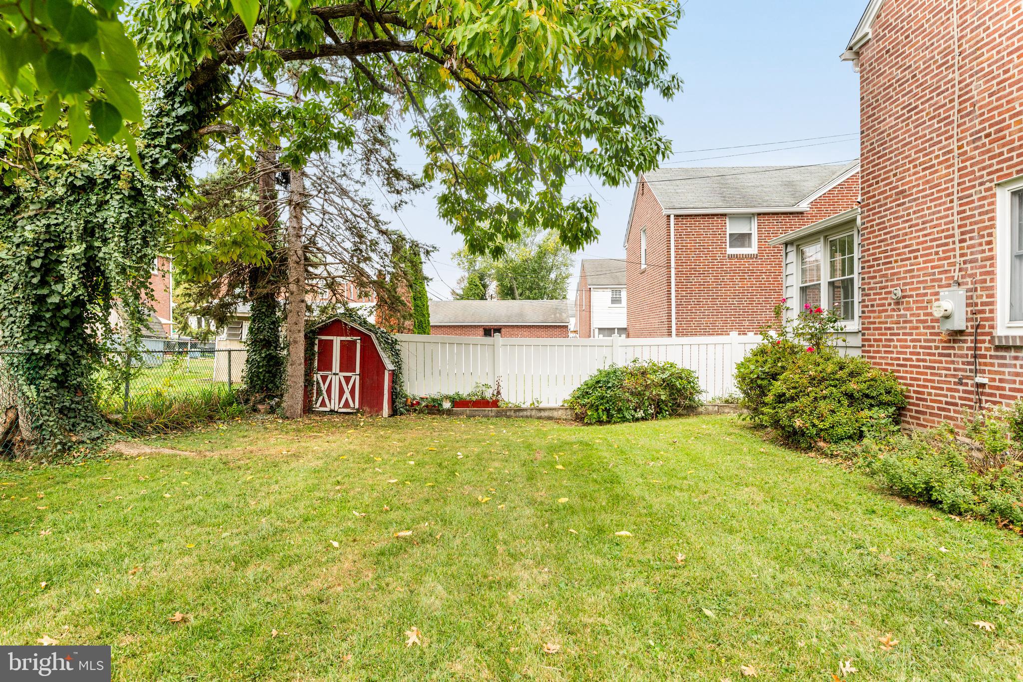 280 Avon Road Springfield, PA 19064 - Photo 26 of 27 Rear Yard.