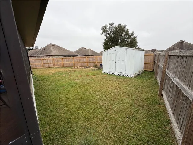 $2,400 | 69261 Taverny Court, Madisonville, LA 70447