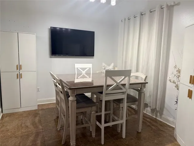 $2,400 | 69261 Taverny Court, Madisonville, LA 70447