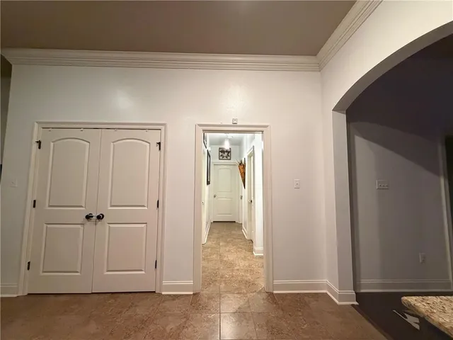 $2,400 | 69261 Taverny Court, Madisonville, LA 70447