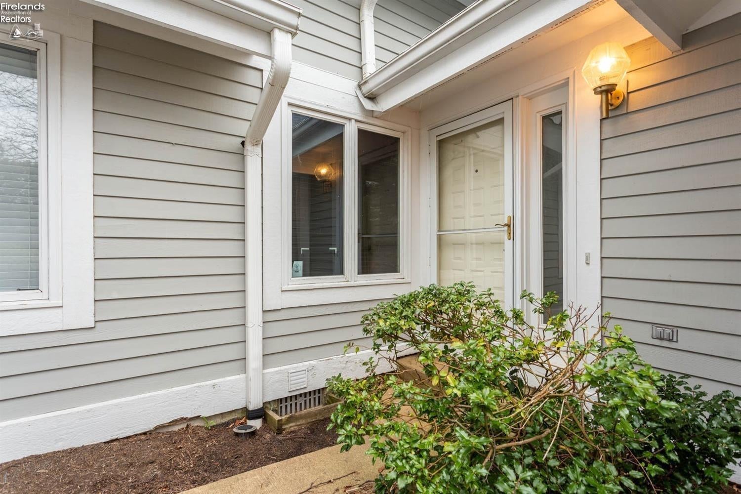 1510 Cleveland Road East, Unit 2 Huron, OH 44839 - Photo 2 of 26 Gallery Image 2