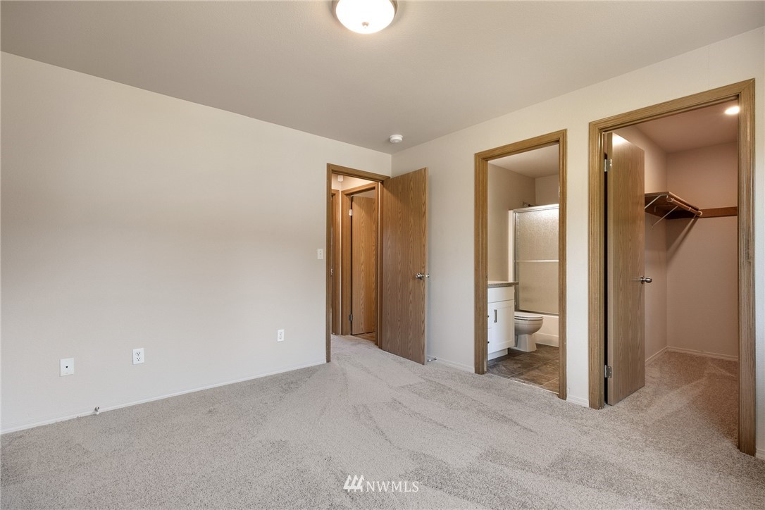 631 Rachael Place Kent, WA 98032 - Photo 8 of 14 Gallery Image 8