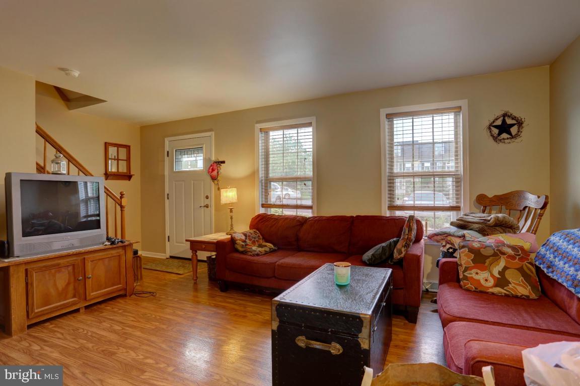 37 Pennwick Drive Lititz, PA 17543 - Photo 9 of 15 Gallery Image 9