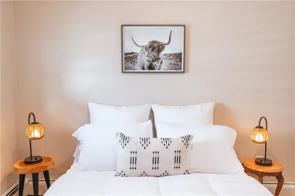 $3,800 | 28 Dixon Street, Newport, RI 02840