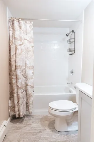 $3,800 | 28 Dixon Street, Newport, RI 02840