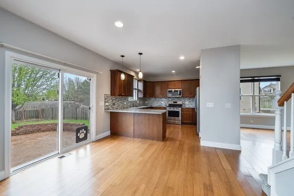 $465,000 | 2382 Shiloh Drive, Aurora, IL 60503