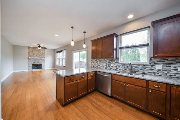 $465,000 | 2382 Shiloh Drive, Aurora, IL 60503