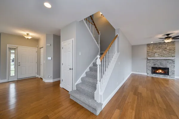 $465,000 | 2382 Shiloh Drive, Aurora, IL 60503