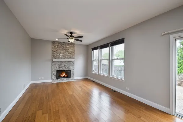 $465,000 | 2382 Shiloh Drive, Aurora, IL 60503