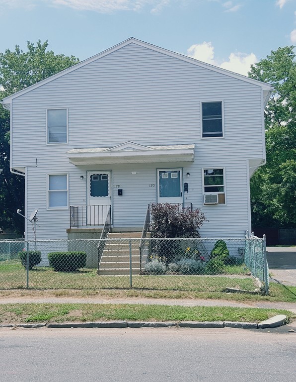 128 Cedar Street Springfield, MA 01105 - Photo 17 of 17 front view of a house