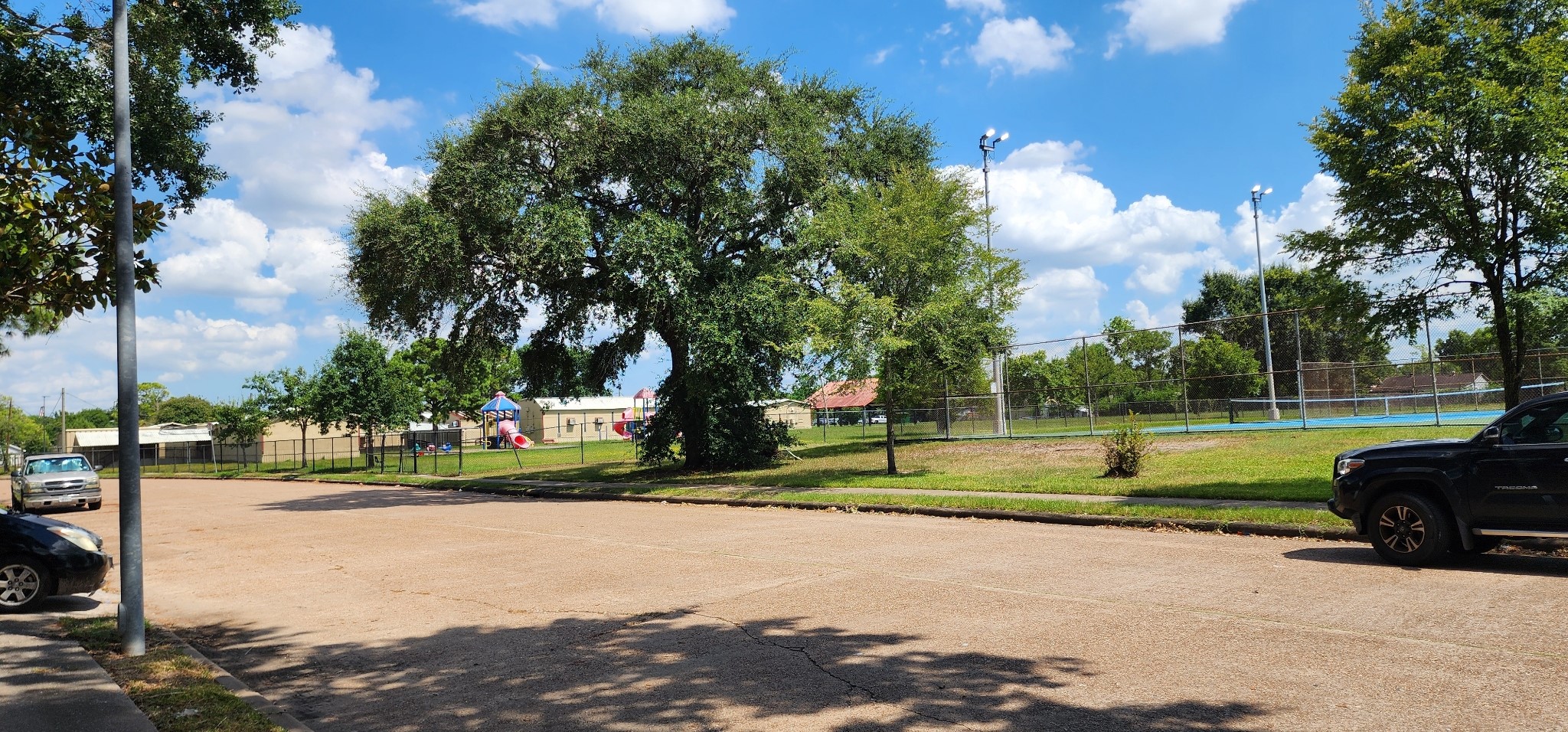 5914 Newquay Street Houston, TX 77085 - Photo 42 of 43 a view of a park