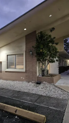 $1,400 | 1270 Northeast 139th Street, Unit 1, North Miami, FL 33161