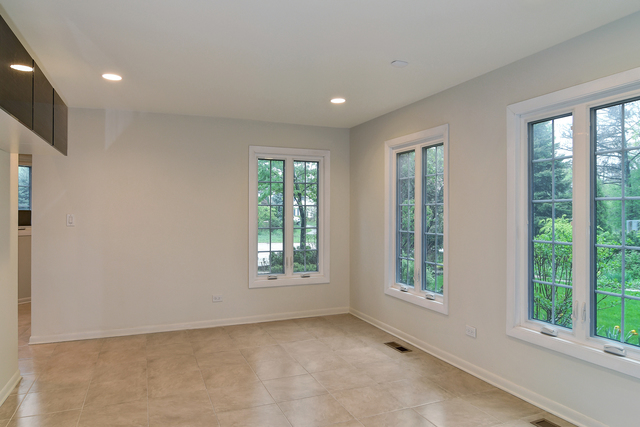 1000 Laurie Lane Burr Ridge, IL 60527 - Photo 15 of 36 a view of an empty room with a window