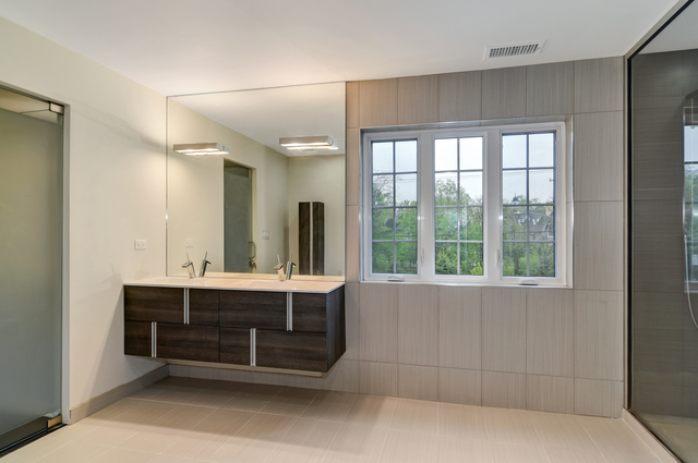 1000 Laurie Lane Burr Ridge, IL 60527 - Photo 22 of 36 a view of a room with a table and chairs