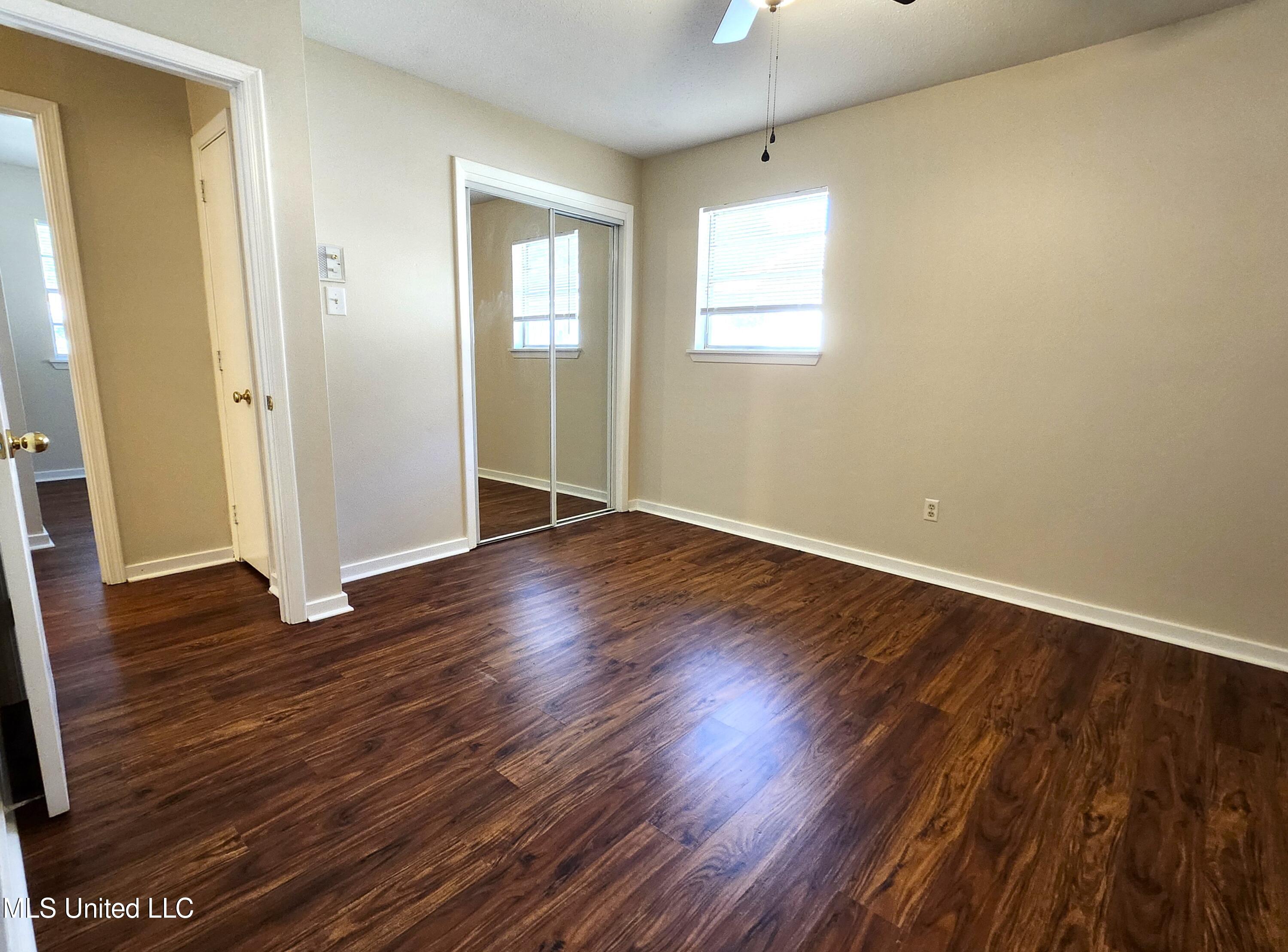 327 Mincheck Road Ocean Springs, MS 39564 - Photo 11 of 14 20241002_103535