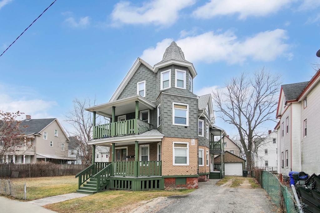 27 Waverly Street Springfield, MA 01107 - Photo 1 of 41 Gallery Image 1