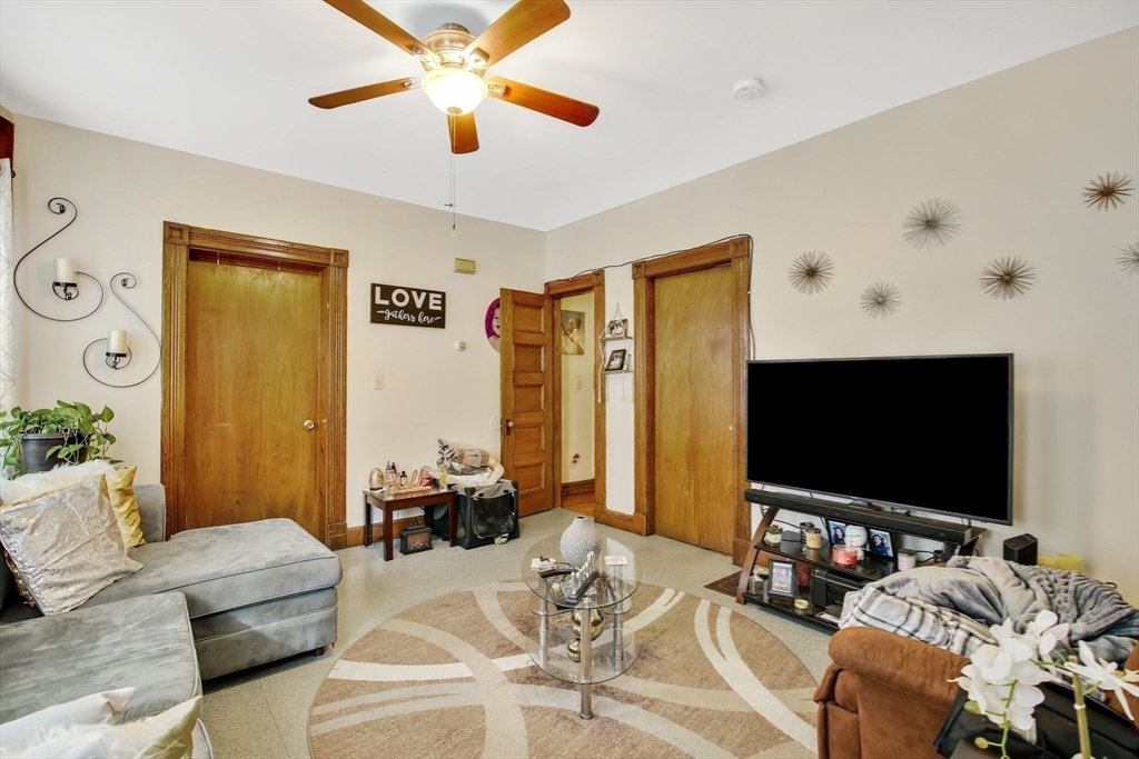 27 Waverly Street Springfield, MA 01107 - Photo 27 of 41 Gallery Image 27