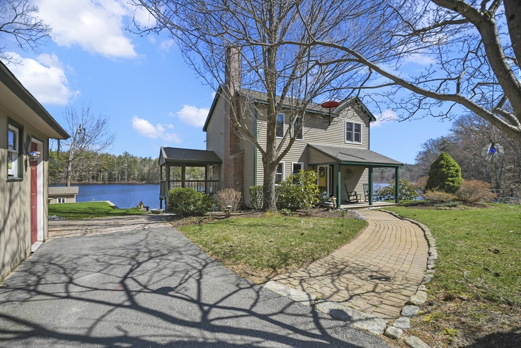 17 Watatic Pond Road Ashburnham, MA 01430 - Photo 5 of 41
