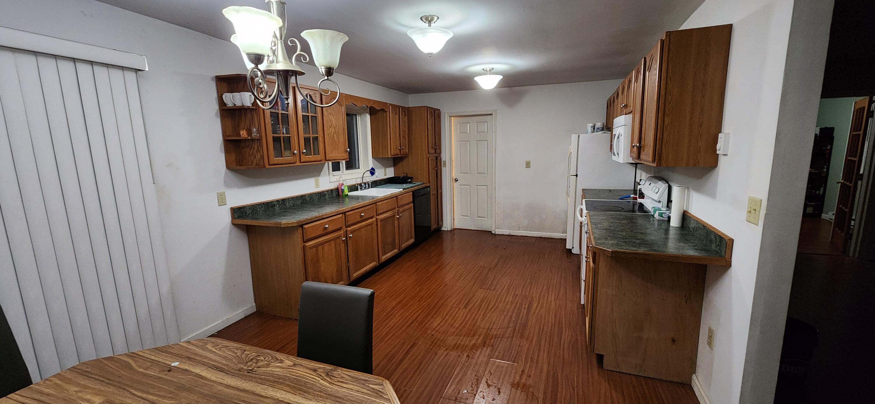 5134 Renaissance Lane Tobyhanna, PA 18466 - Photo 9 of 42 20250309_065620