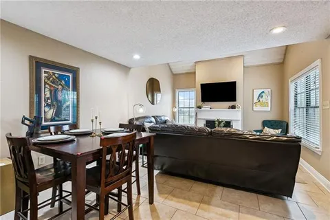 $1,600 | 1500 West Esplanade Avenue, Unit 5A, Kenner, LA 70065