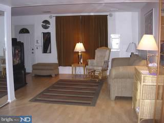 41 Church Road Horsham, PA 19044 - Photo 3 of 6 Gallery Image 3