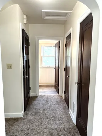 $1,400 | 820 Clay Street, Unit 12, Woodstock, IL 60098