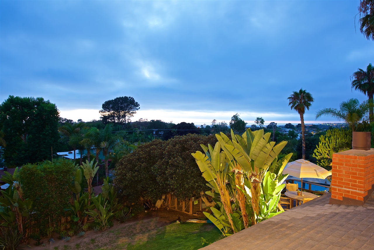 398 Hillcrest Drive Encinitas, CA 92024 - Photo 18 of 21