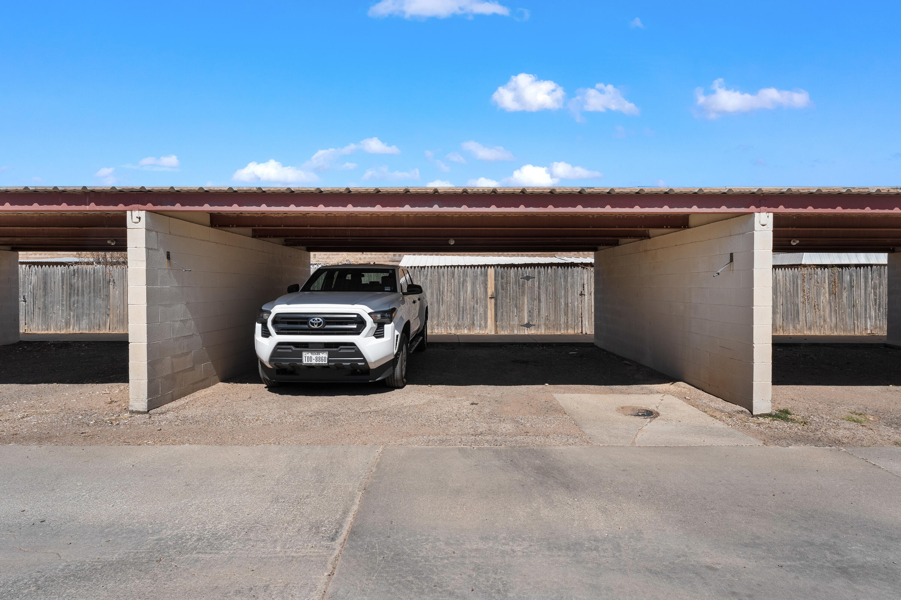4725 48th Street Lubbock, TX 79414 - Photo 20 of 24 a view of a car garage