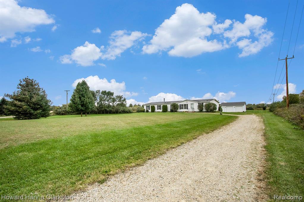 8955 Brooks Road Brown City, MI 48416 - Photo 1 of 32 Gallery Image 1