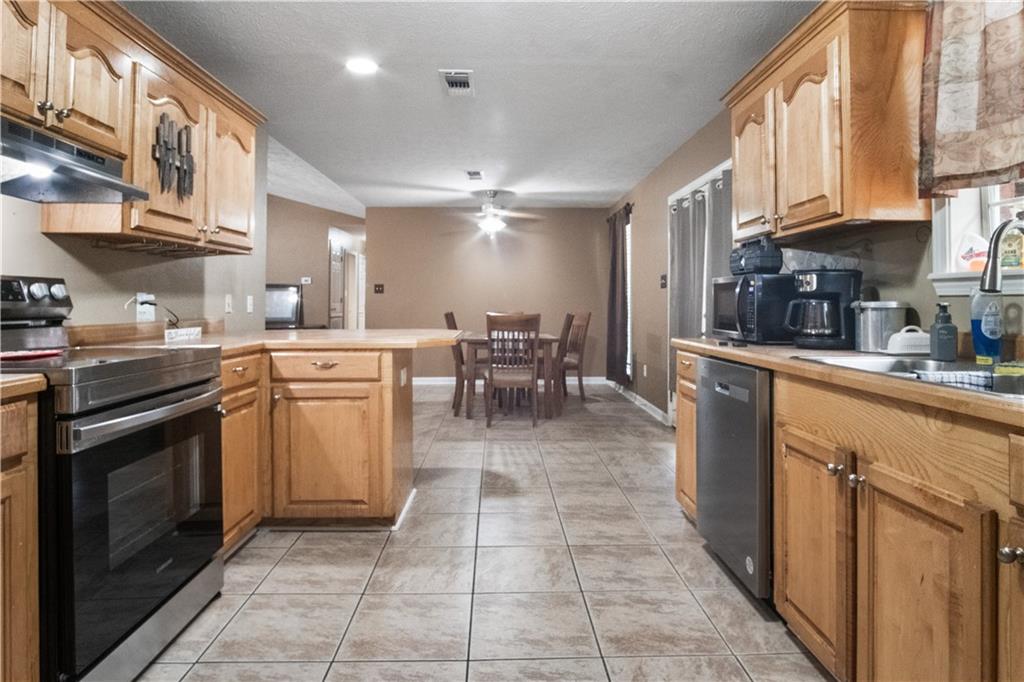 978 Lake Road Dry Prong, LA 71423 - Photo 20 of 32 Gallery Image 20