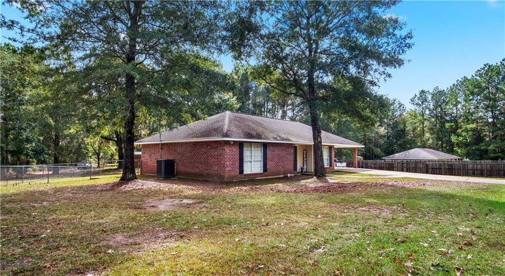 978 Lake Road Dry Prong, LA 71423 - Photo 3 of 32 Gallery Image 3
