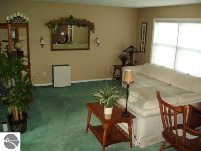 5743 Apple Valley Road Williamsburg, MI 49690 - Photo 5 of 15 1703395-4.JPG