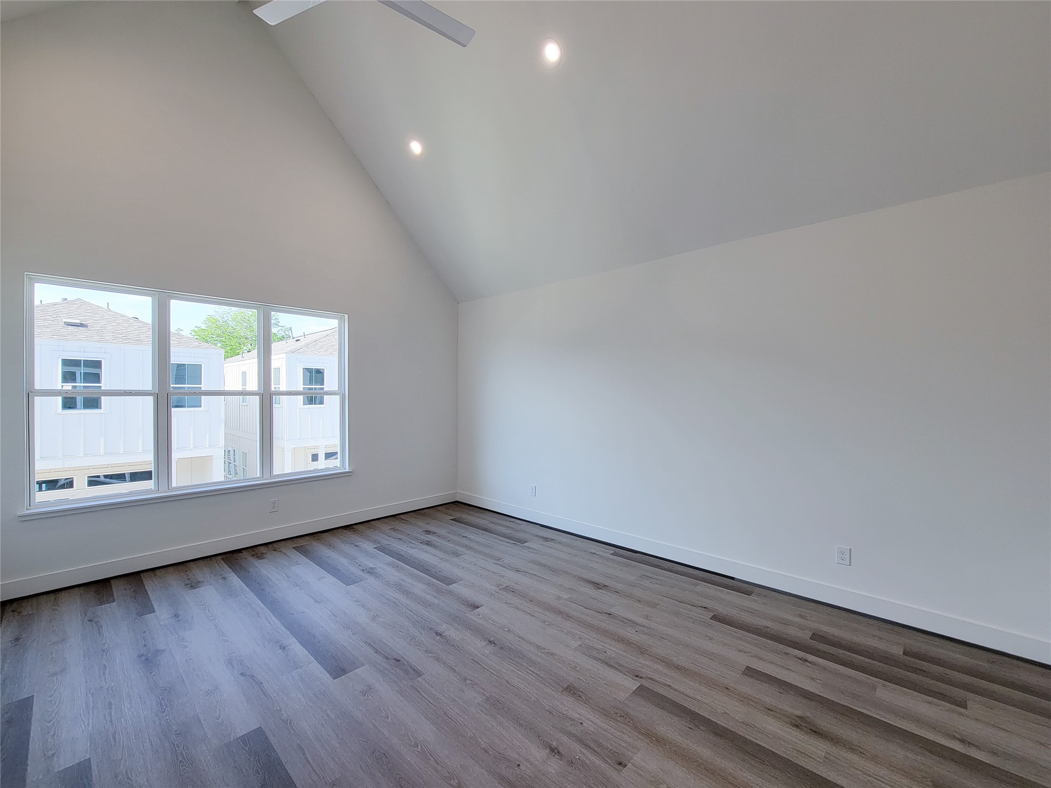 7705 Earl Rudder Way Houston, TX 77055 - Photo 13 of 39