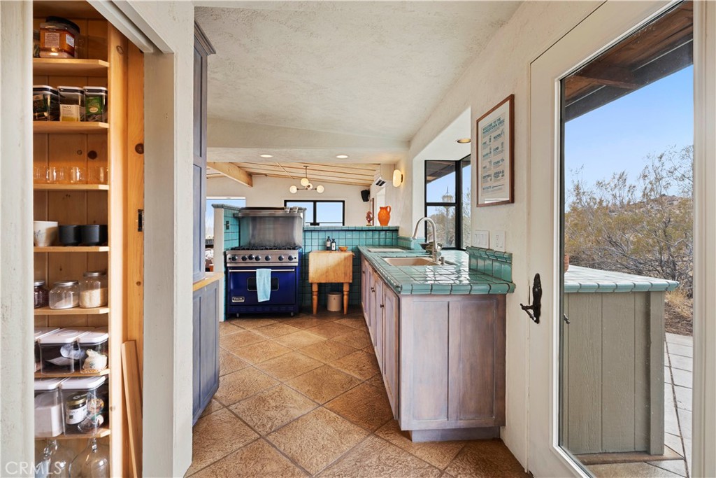 51222 Gamma Gulch Road Landers, CA 92285 - Photo 23 of 73