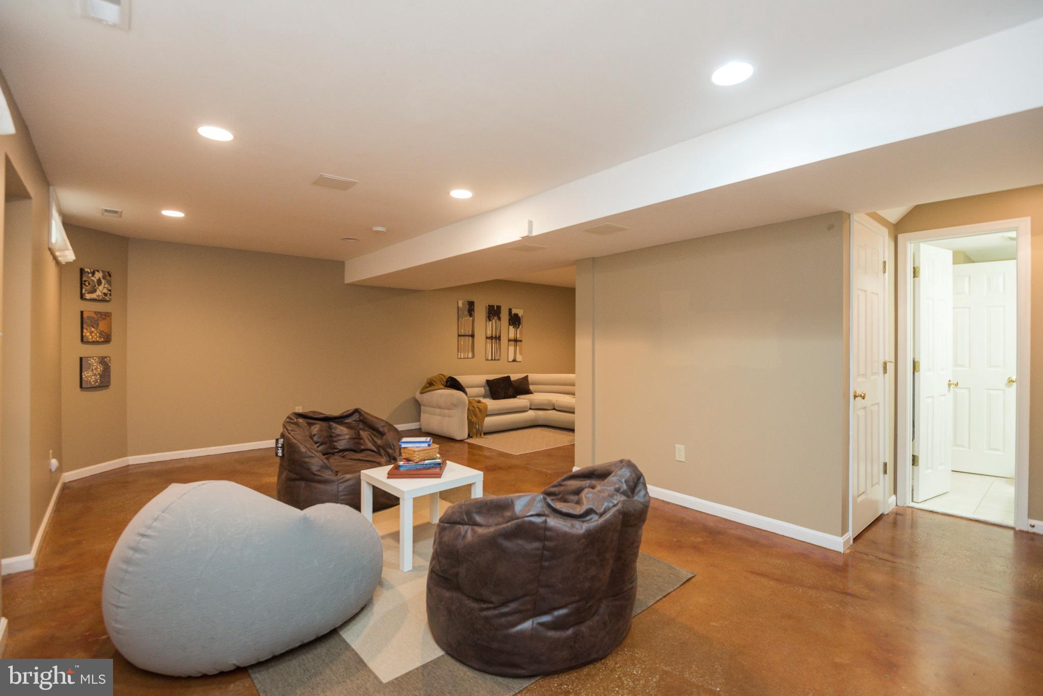 11614 Lighthouse Drive Laurel, MD 20708 - Photo 38 of 48 Gallery Image 38