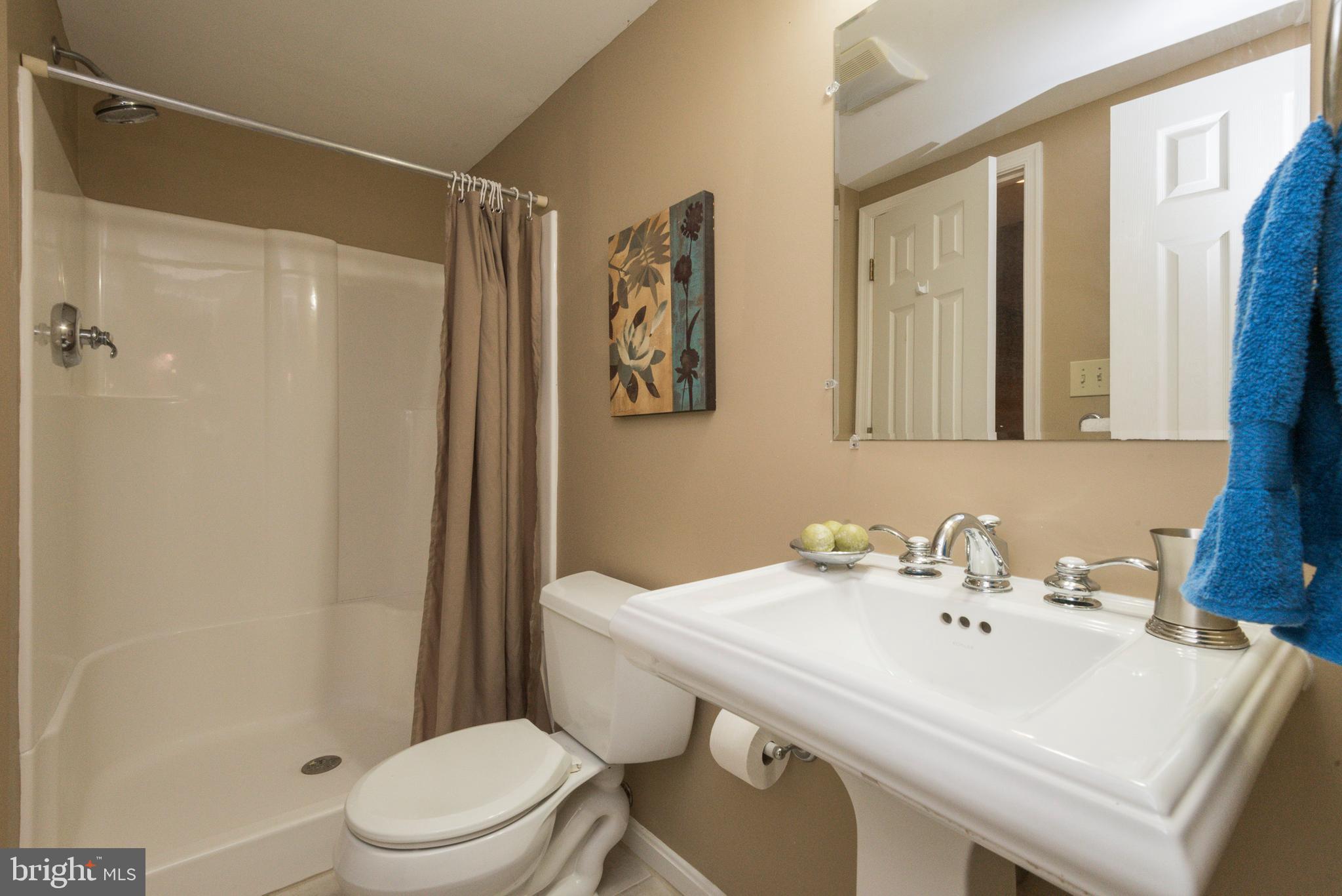 11614 Lighthouse Drive Laurel, MD 20708 - Photo 39 of 48 Gallery Image 39