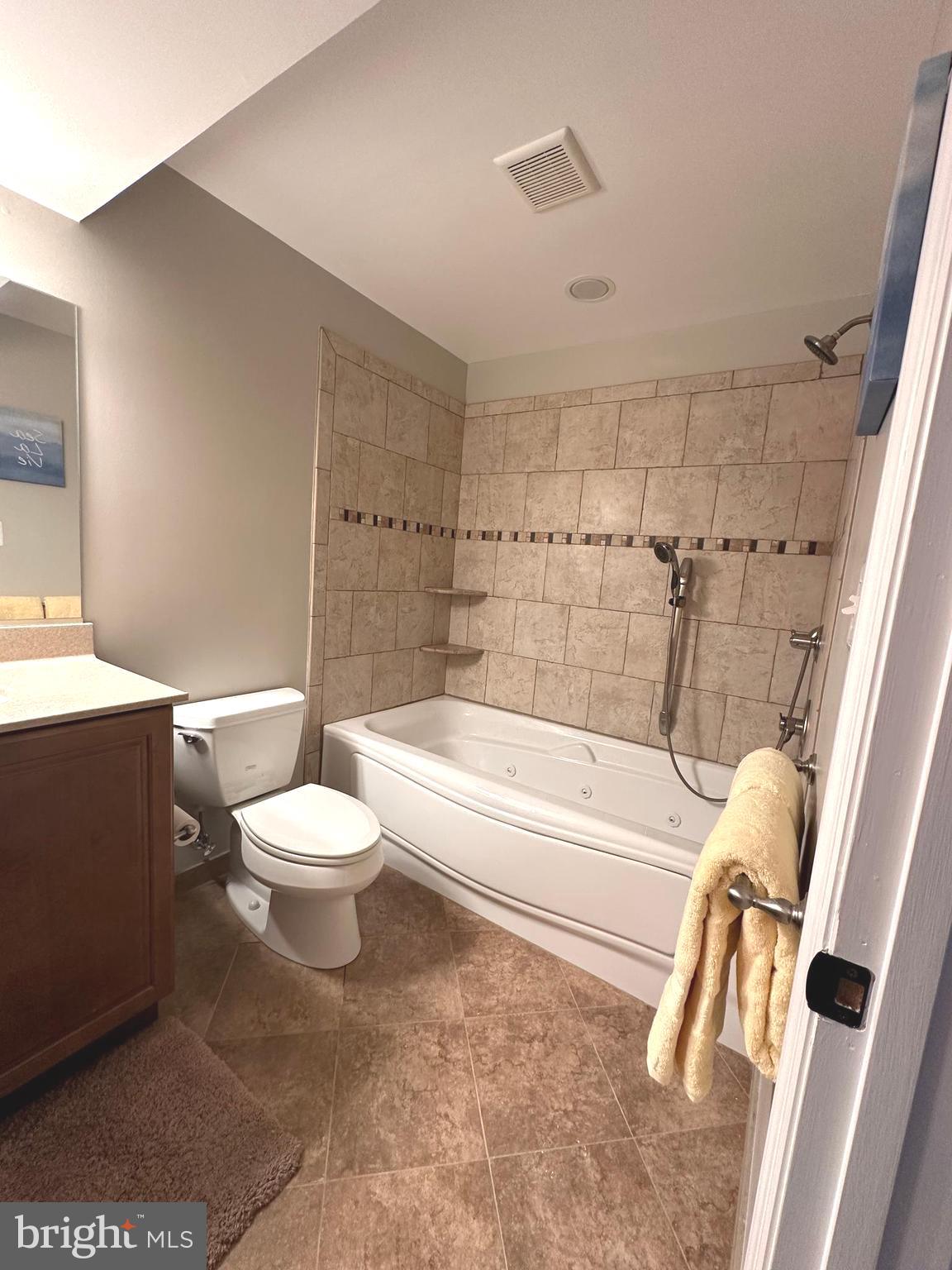 18012 Highfield Road Ashton, MD 20861 - Photo 28 of 39 Lower level full bathroom with jetted tub
