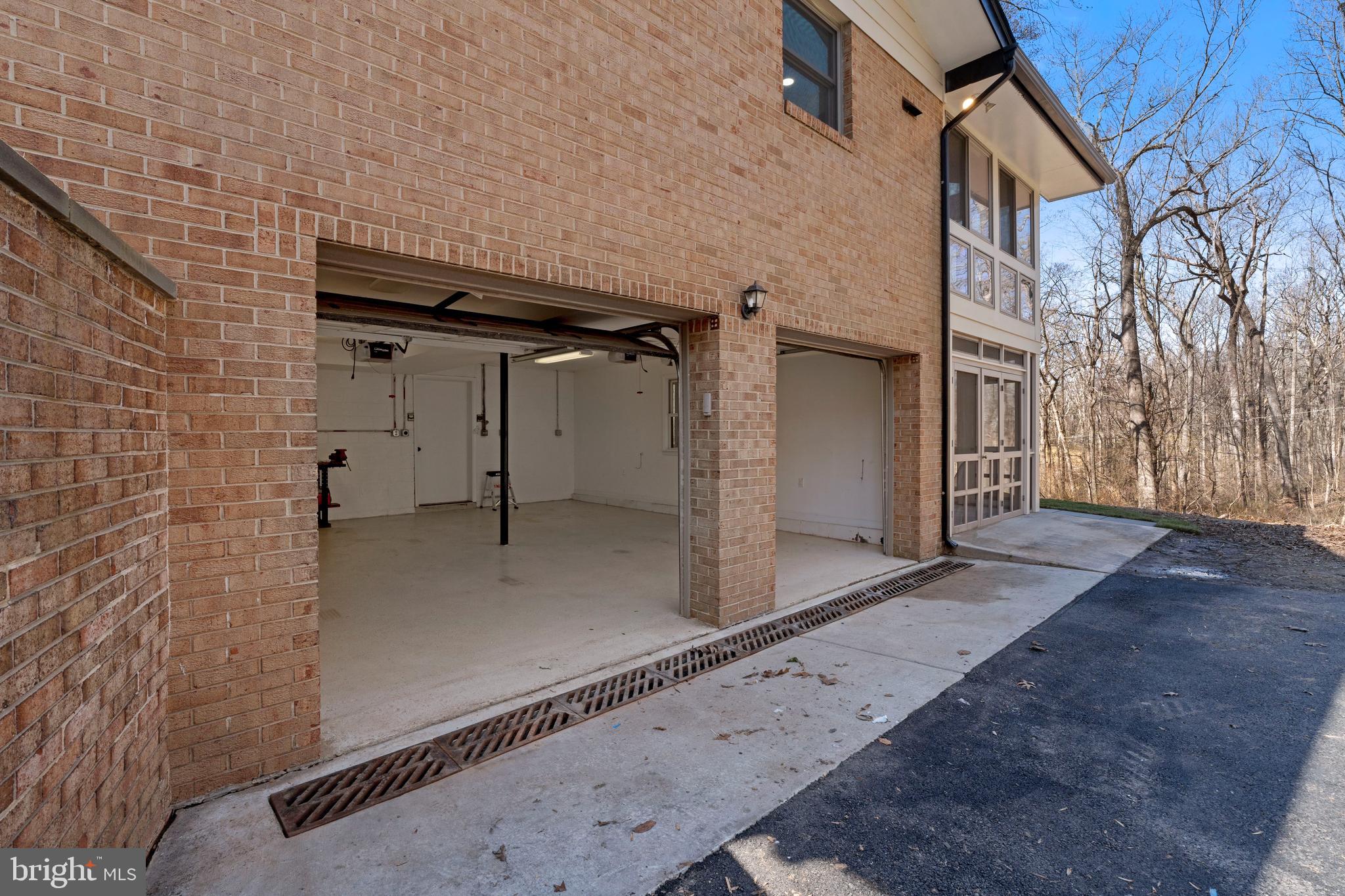 18012 Highfield Road Ashton, MD 20861 - Photo 37 of 39 Double garage doors