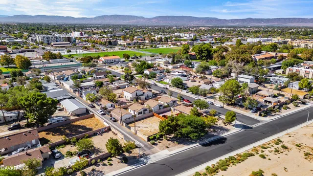 $399,900 | 45148 Date Avenue, Lancaster, CA 93534