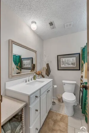 $207,500 | 2600 West 24th Terrace, Lawrence, KS 66047