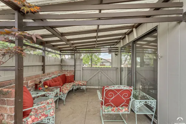 $207,500 | 2600 West 24th Terrace, Lawrence, KS 66047
