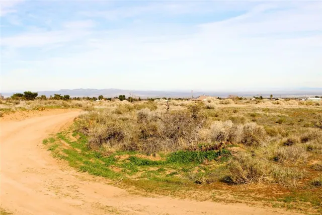$60,000 | 80999 Sonora Road, Phelan, CA 92371