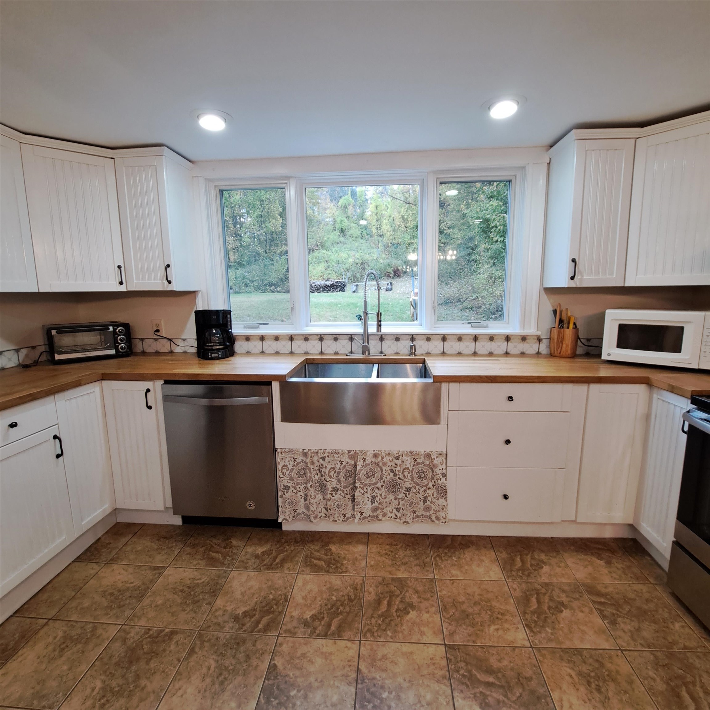 98 Clinton Road Antrim, NH 03440 - Photo 24 of 38
