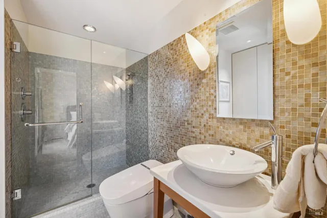 $6,788,000 | 83 Mt Tiburon Road, Tiburon, CA 94920