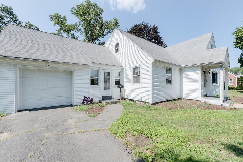 76 Primrose Street Springfield, MA 01151 - Photo 4 of 36
