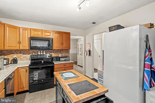 $314,900 | 224 Valley Forge Drive, Little Egg Harbor, NJ 08087