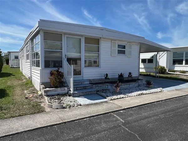 $89,900 | 37 Pindo Palm Street East, Largo, FL 33770